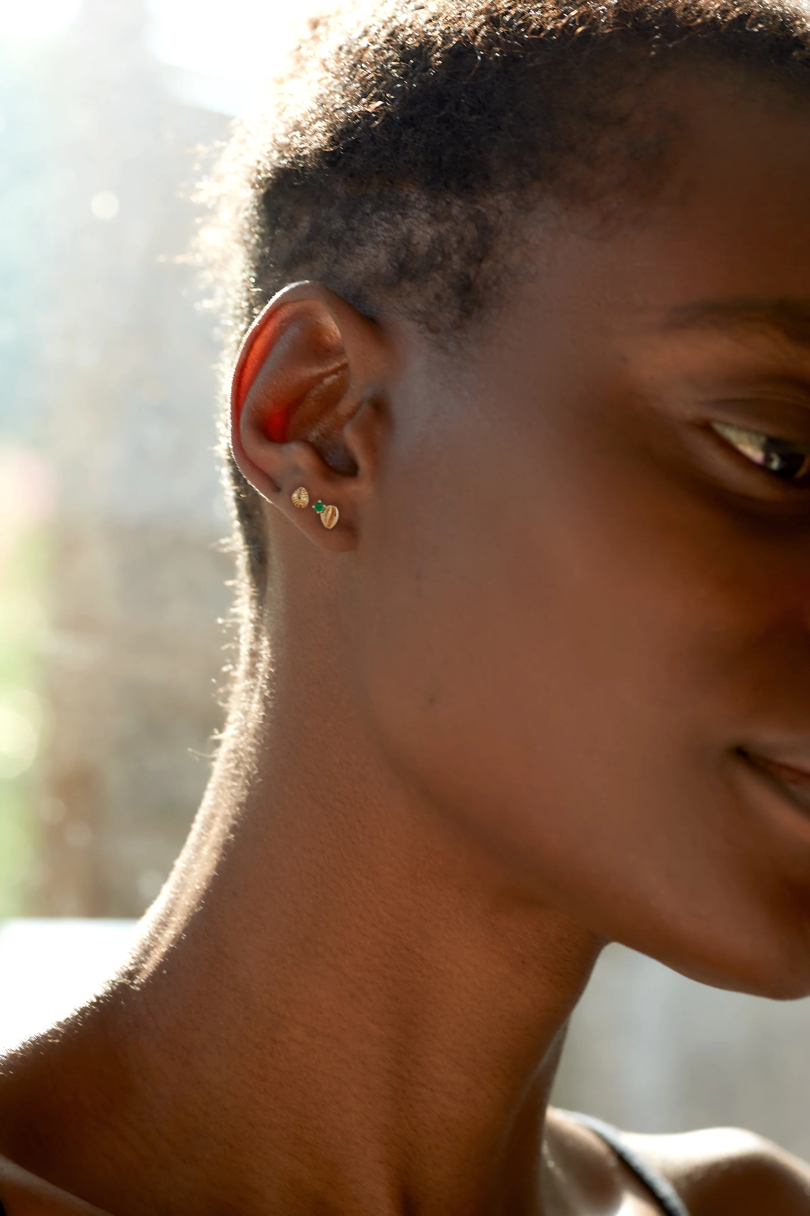 Bitsy Bean Stud - Closed - Image 5
