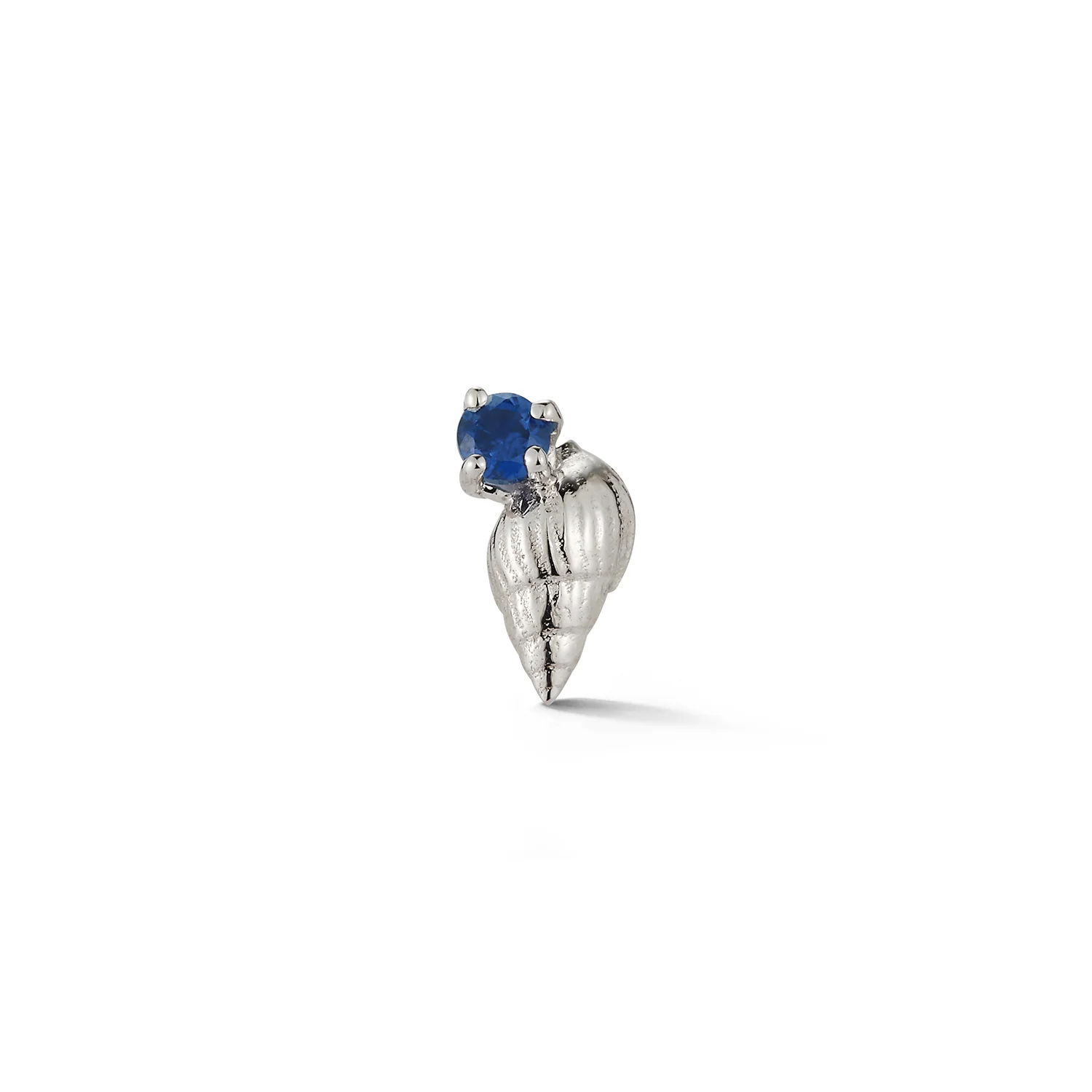 Bitsy Ursula Stud with Sapphire - Closed - Image 3