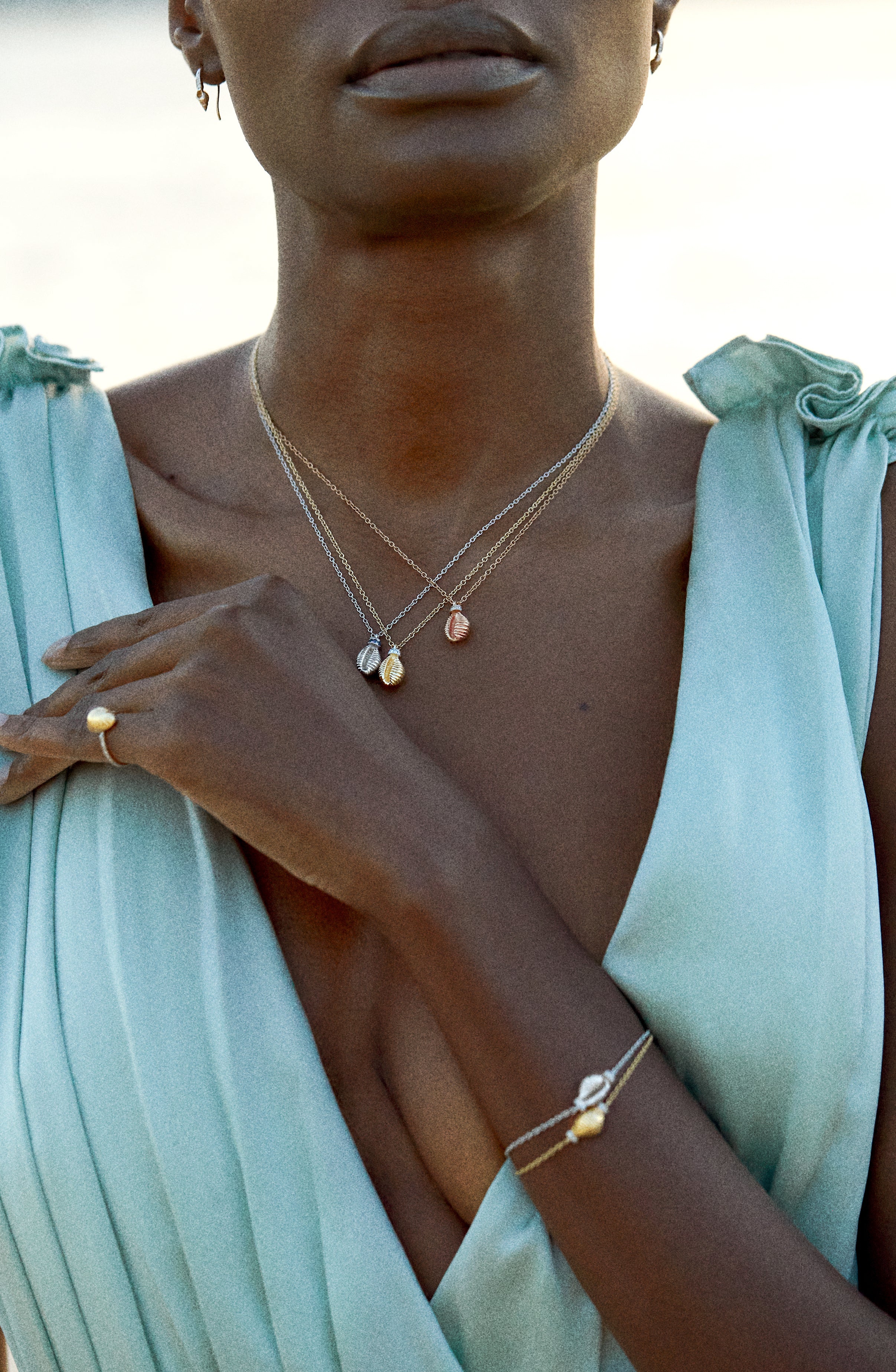Thread and Shell Bracelet - Image 10