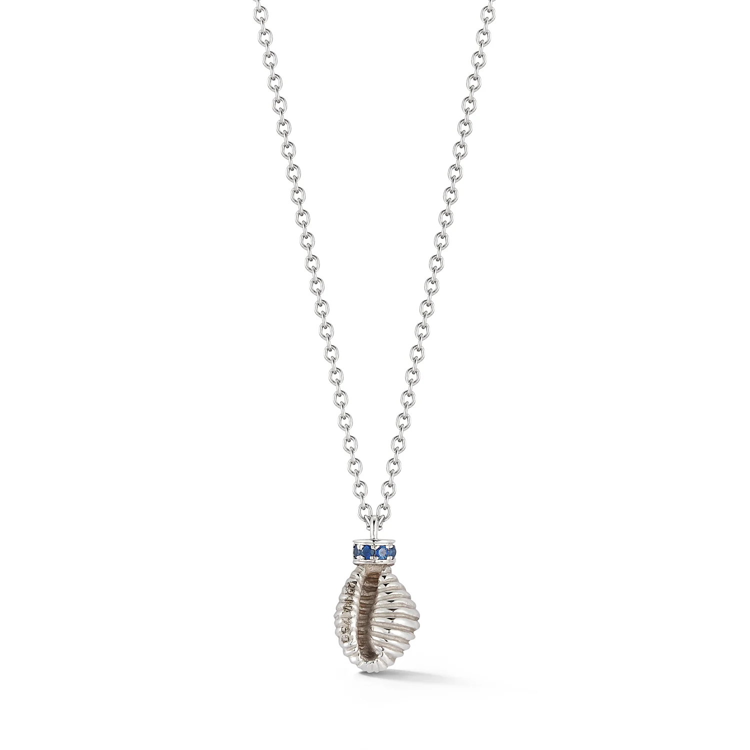 Thread and Shell Necklace - Image 7