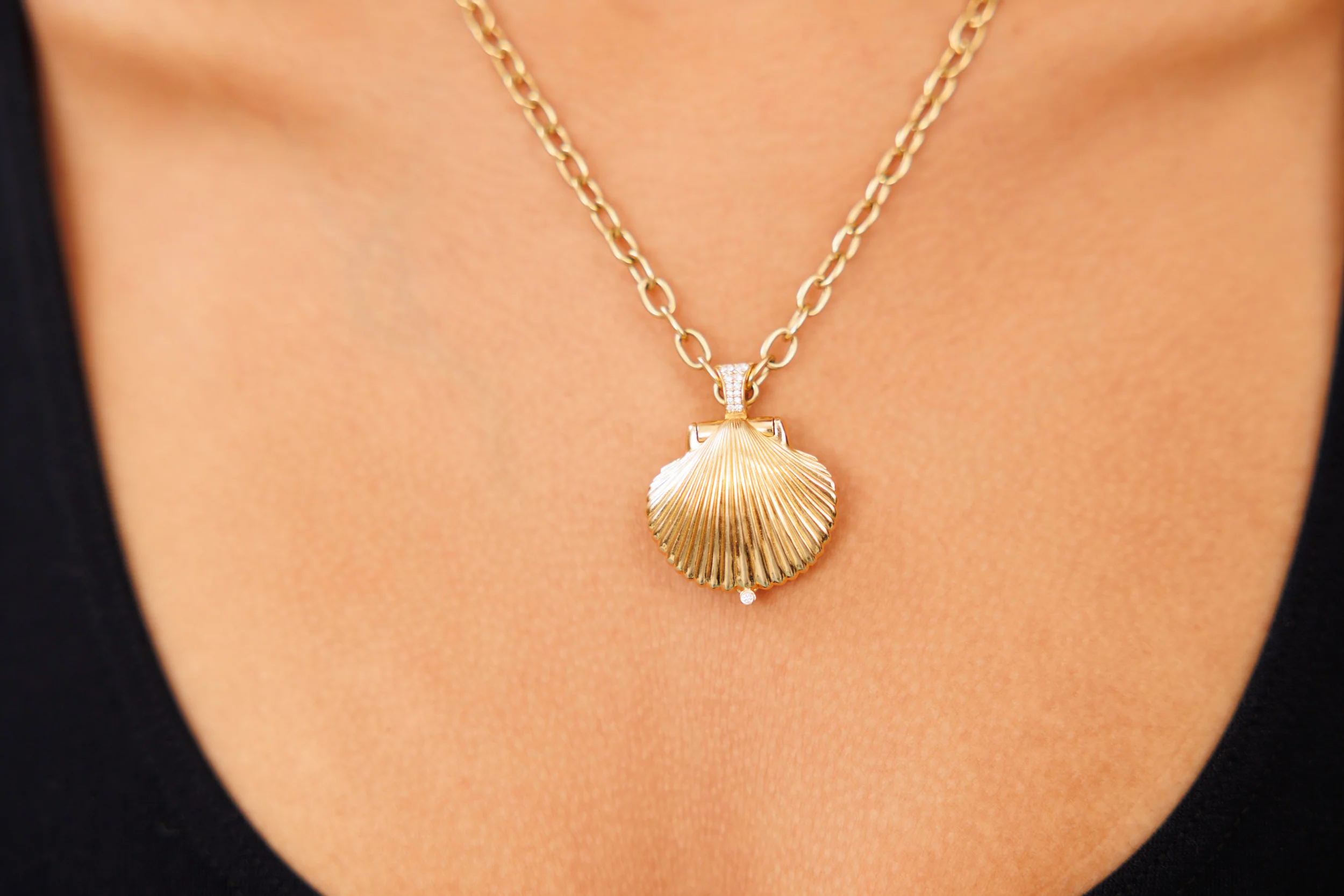 Venus Locket - Image 6
